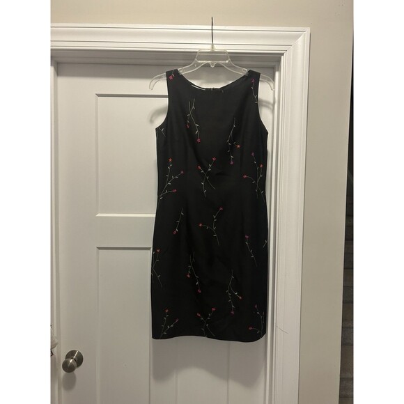 Depeche 90s Y2K Black Silk Embroidered Floral  Sleeveless Size 6 Sheath Dress - Picture 1 of 11